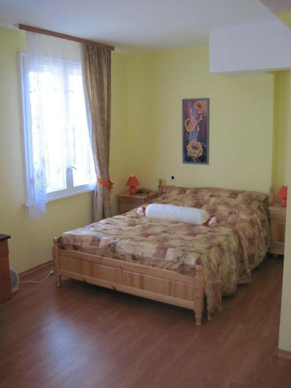 Hadjibulevata Guest House Kovachevtsi Bilik gambar